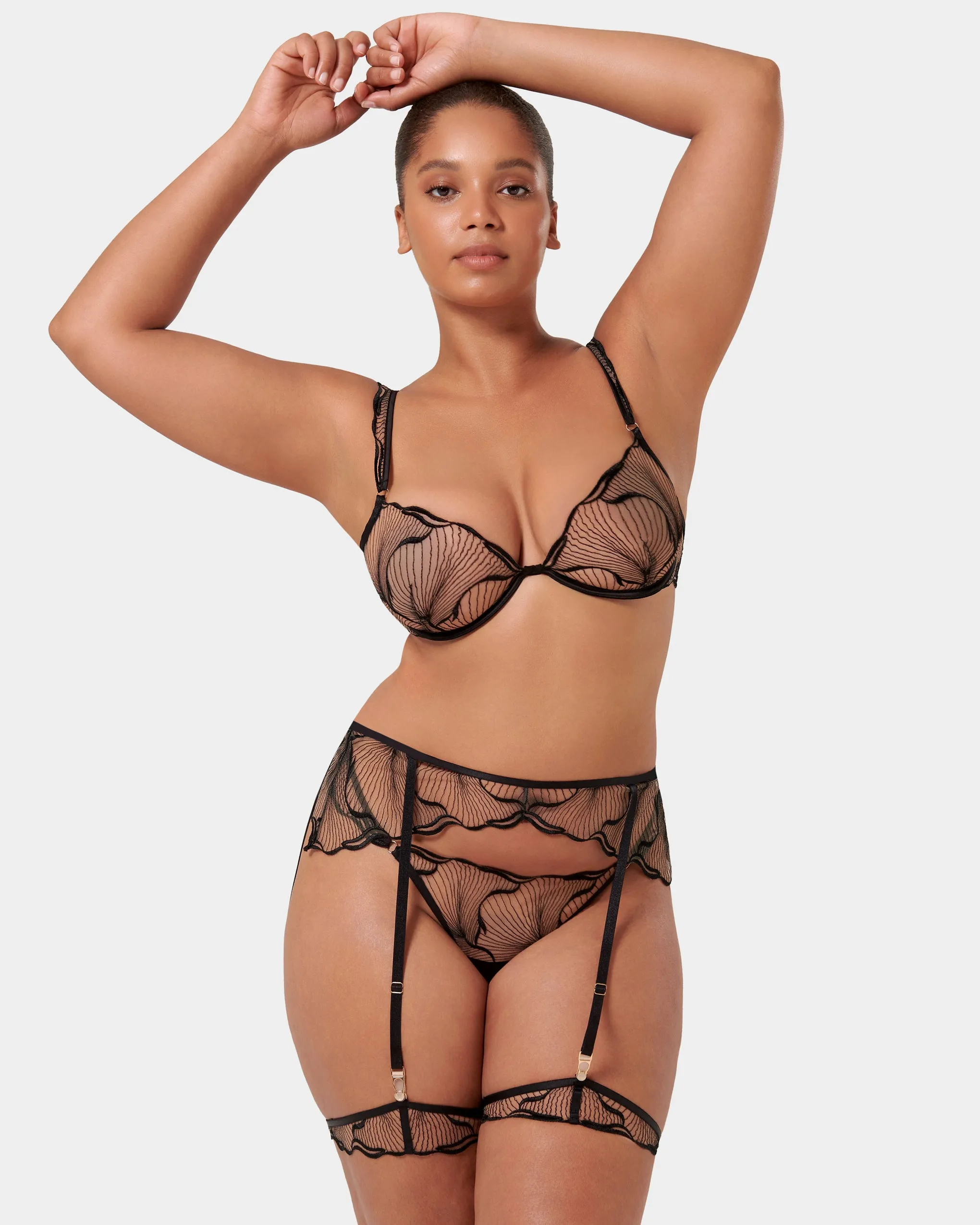 Set: Marabel Black/Sheer