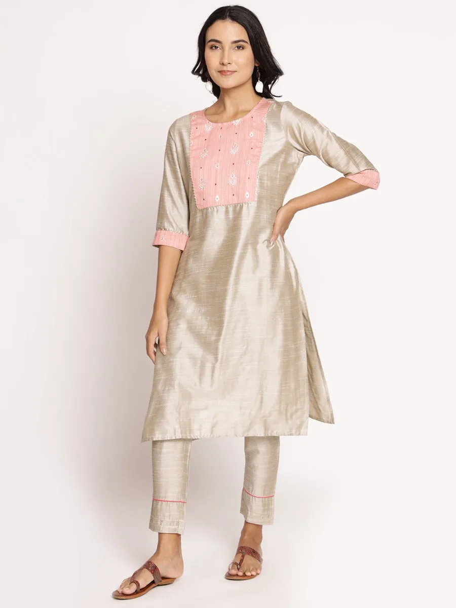 Women Beige Solid Straight Kurta