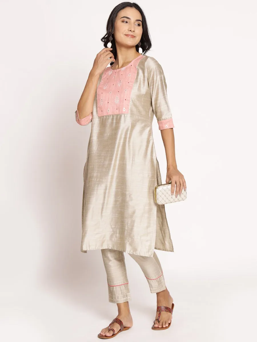 Women Beige Solid Straight Kurta